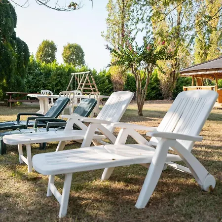 Villa Superb With Private Garden In V Lines *