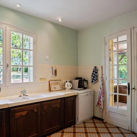 Superb With Private Garden In V Lines * Vélines