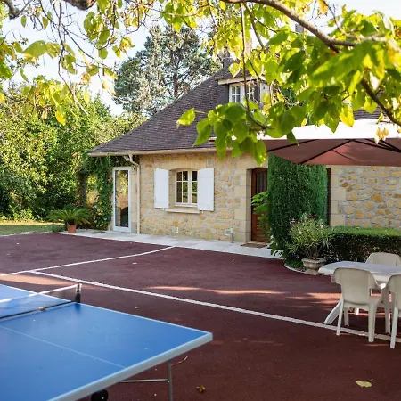 Superb With Private Garden In V Lines Villa Velines